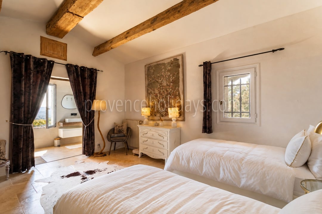9 - Villa Caleous: Villa: Bedroom