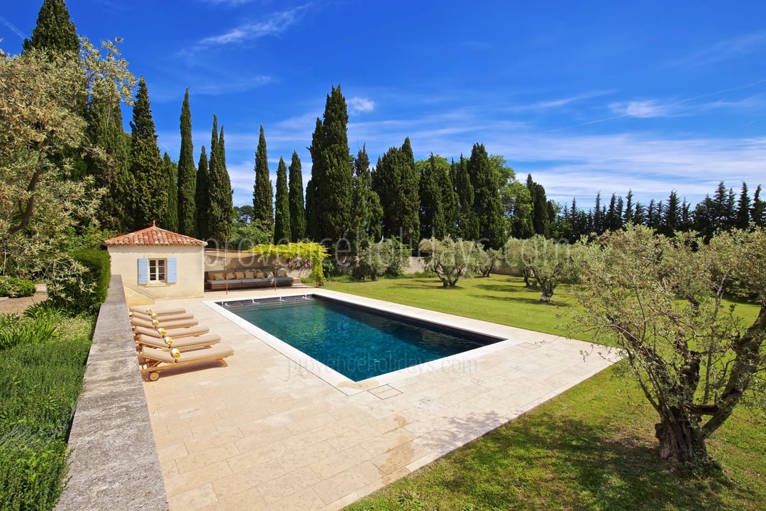 4 - Mas Provence: Villa: Pool