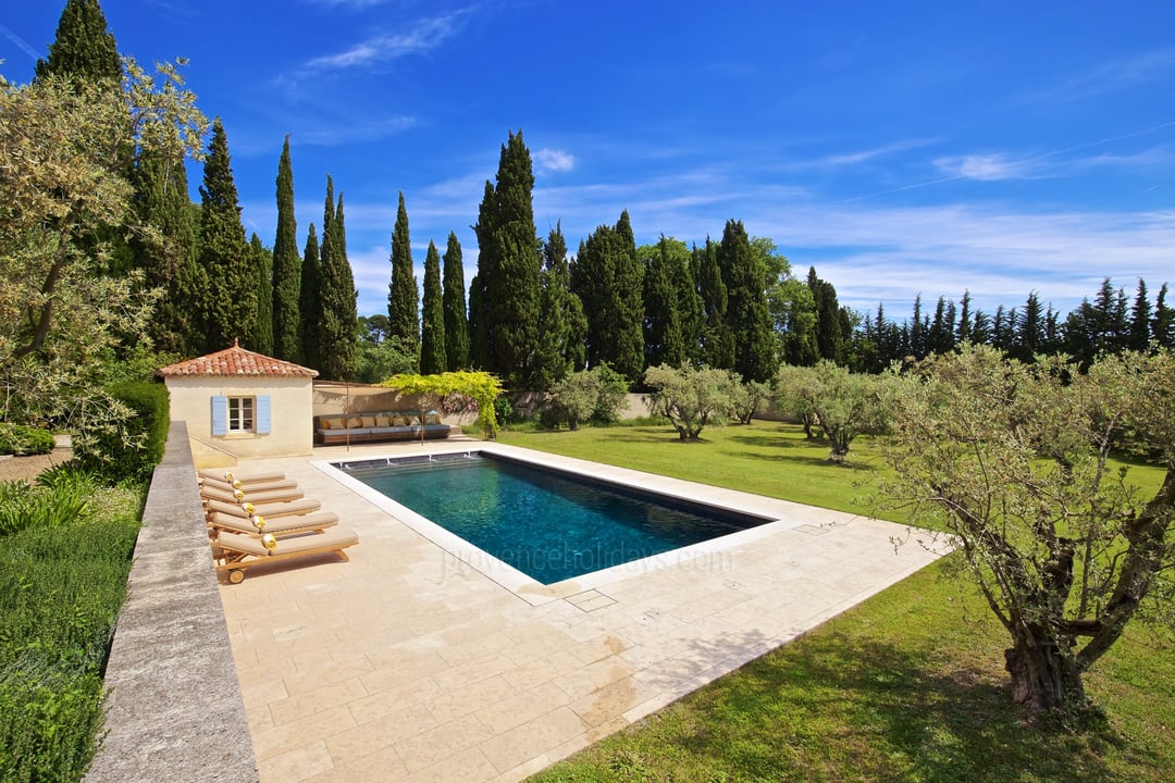 6 - Mas Provence: Villa: Pool