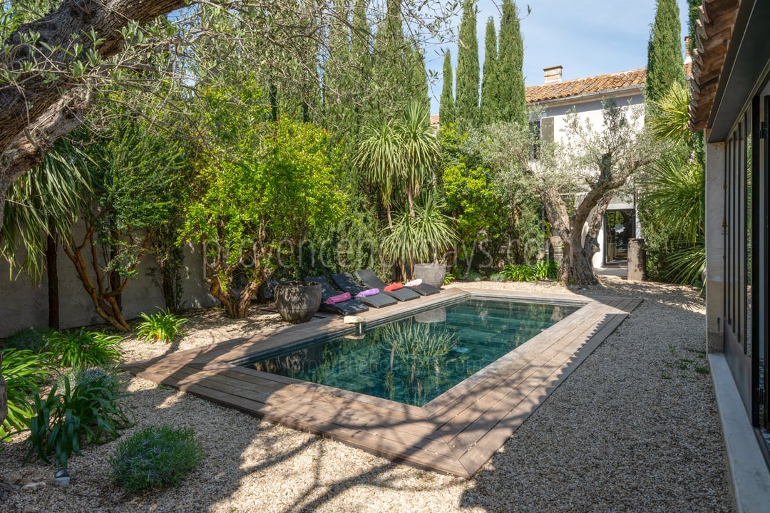 Dorfhaus mit beheiztem Pool in Fontvieille