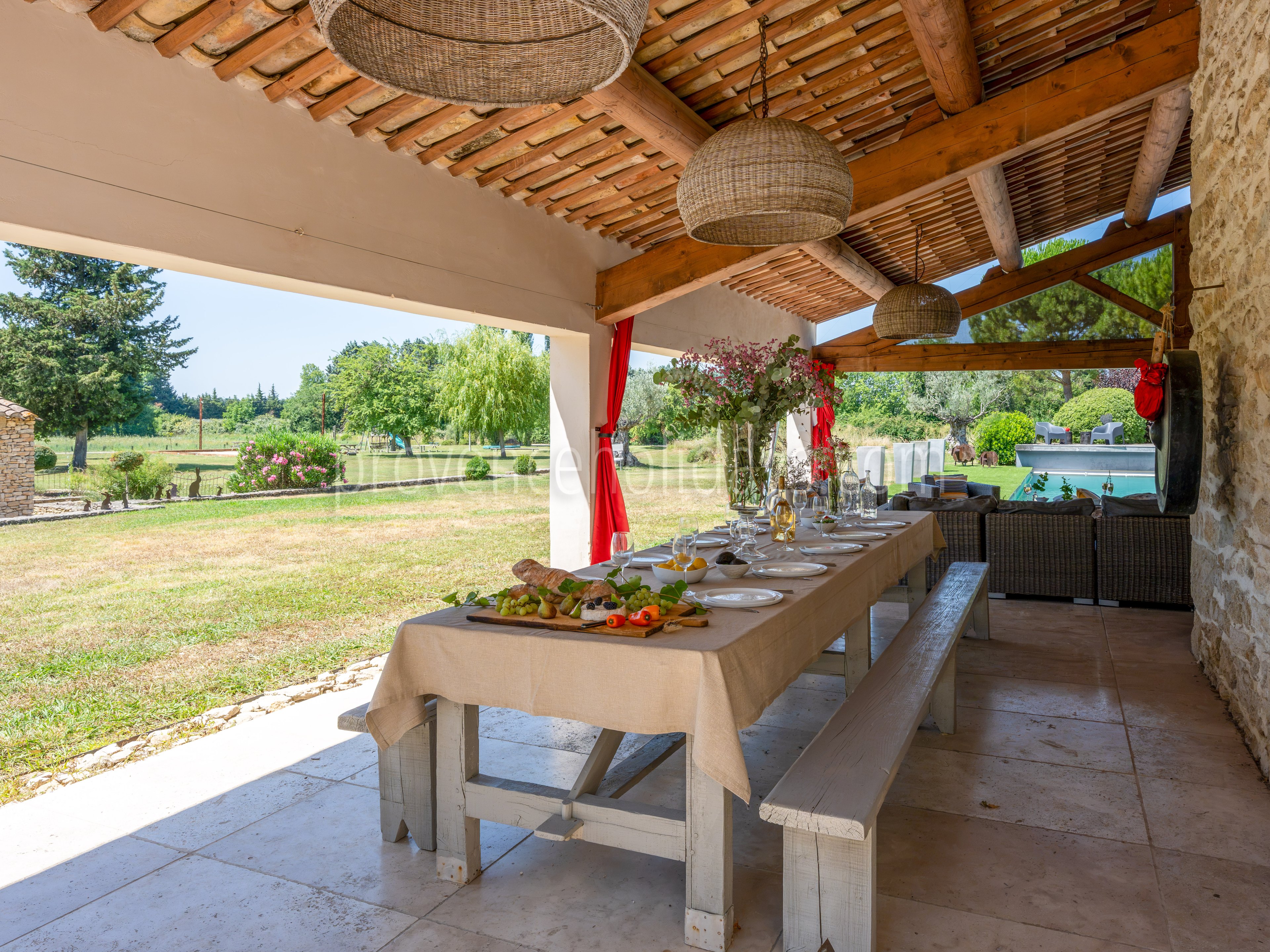 72 - Mas des Vignes: Villa: Exterior