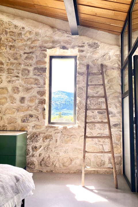 37 - Mas Villard: Villa: Interior