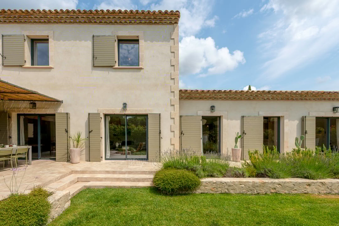 7 - Villa Alma: Villa: Exterior