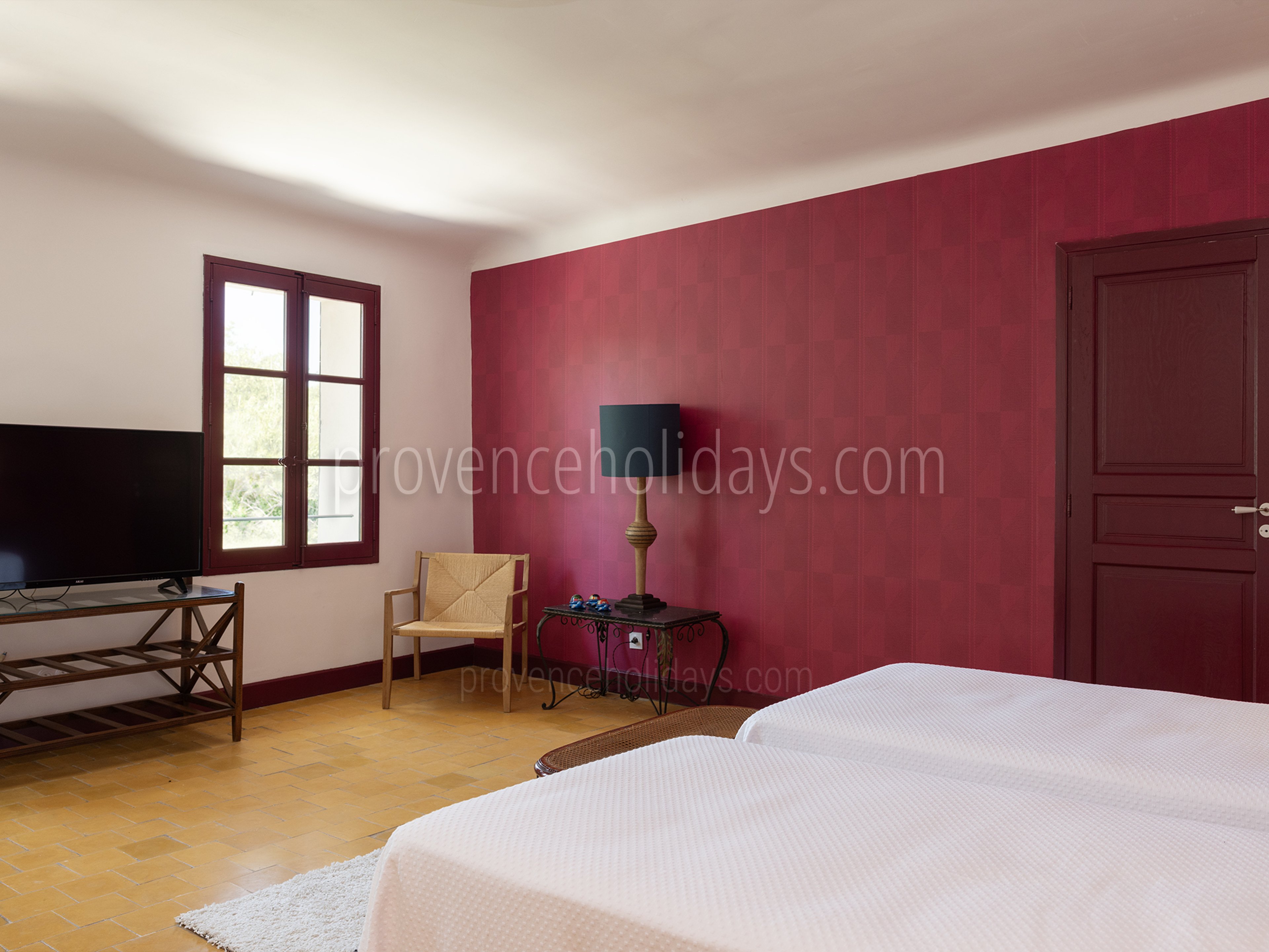 49 - Bastide Mouriès: Villa: Bedroom