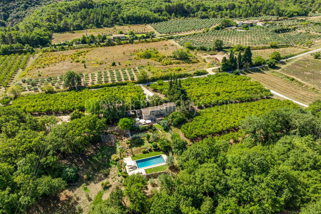 13 - Domaine des Pierres: Villa: Exterior