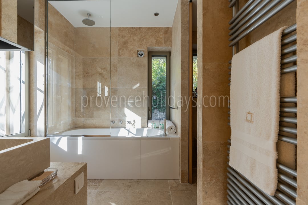 36 - Domaine Three Lakes: Villa: Bathroom