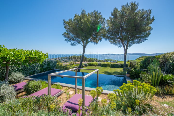 Évasion privée avec piscine et plage accessible