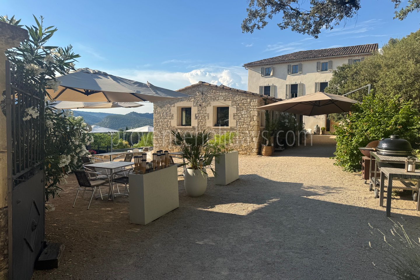 34 - Le Domaine de L\'Or Vert: Villa: Exterior