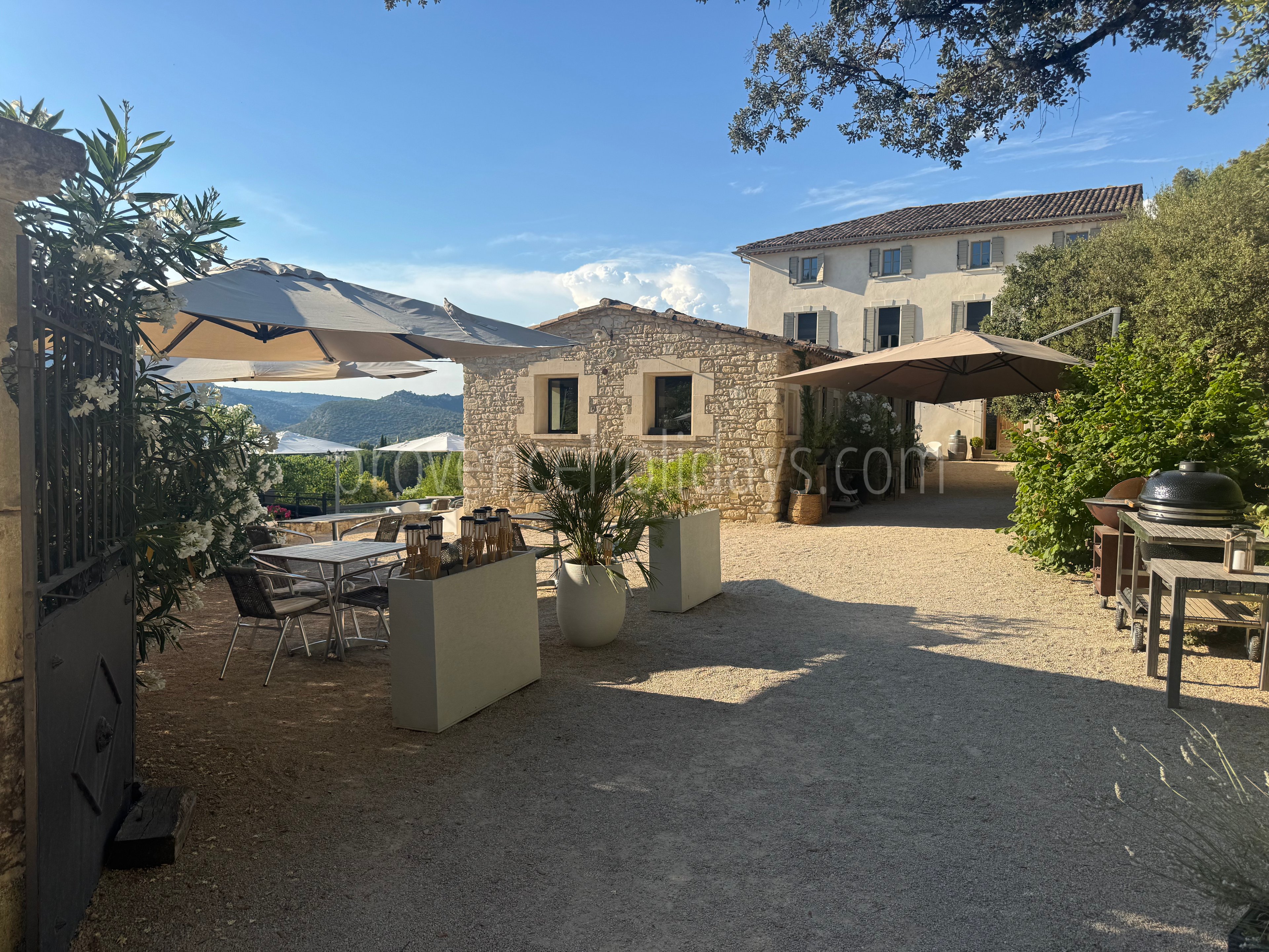 34 - Le Domaine de L\'Or Vert: Villa: Exterior