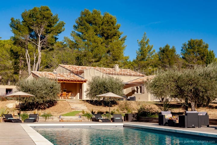 Villa avec piscine et champ d'oliviers aux Baux-de-Provence