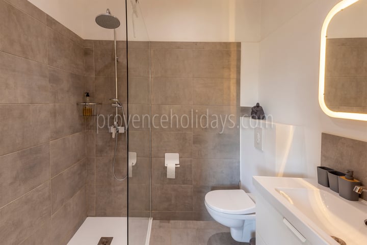 34 - Maison Robion: Villa: Bathroom