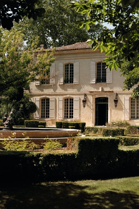 28 - Mas de Maussane: Villa: Exterior