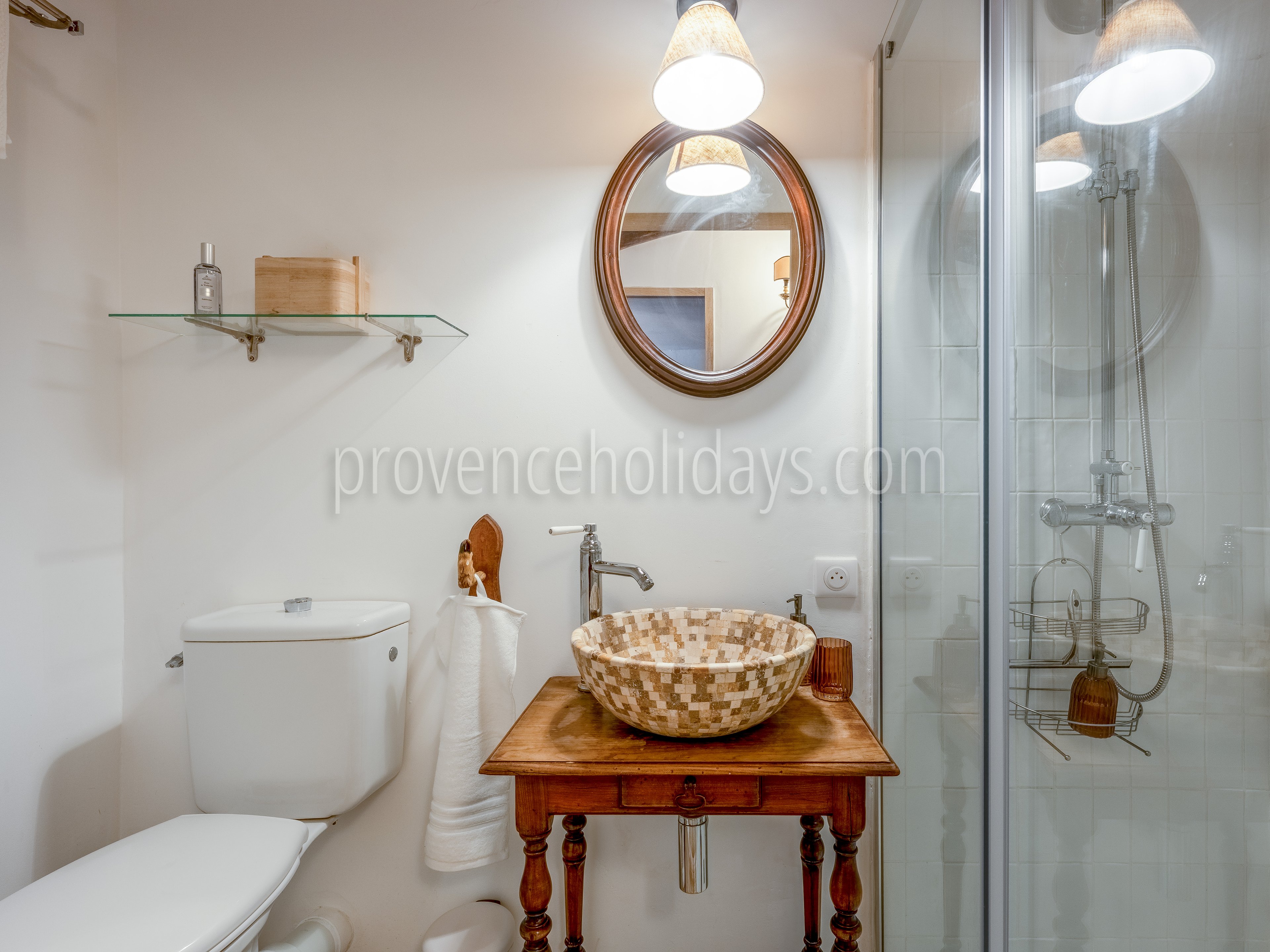 14 - Petite Maison Rochevieille: Villa: Bathroom 1