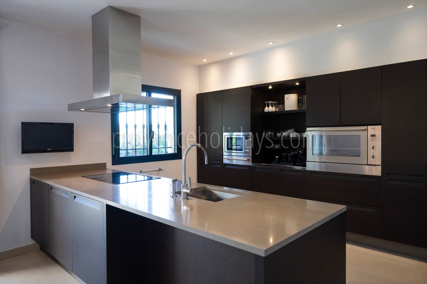 8 - Villa Belval: Villa: Interior