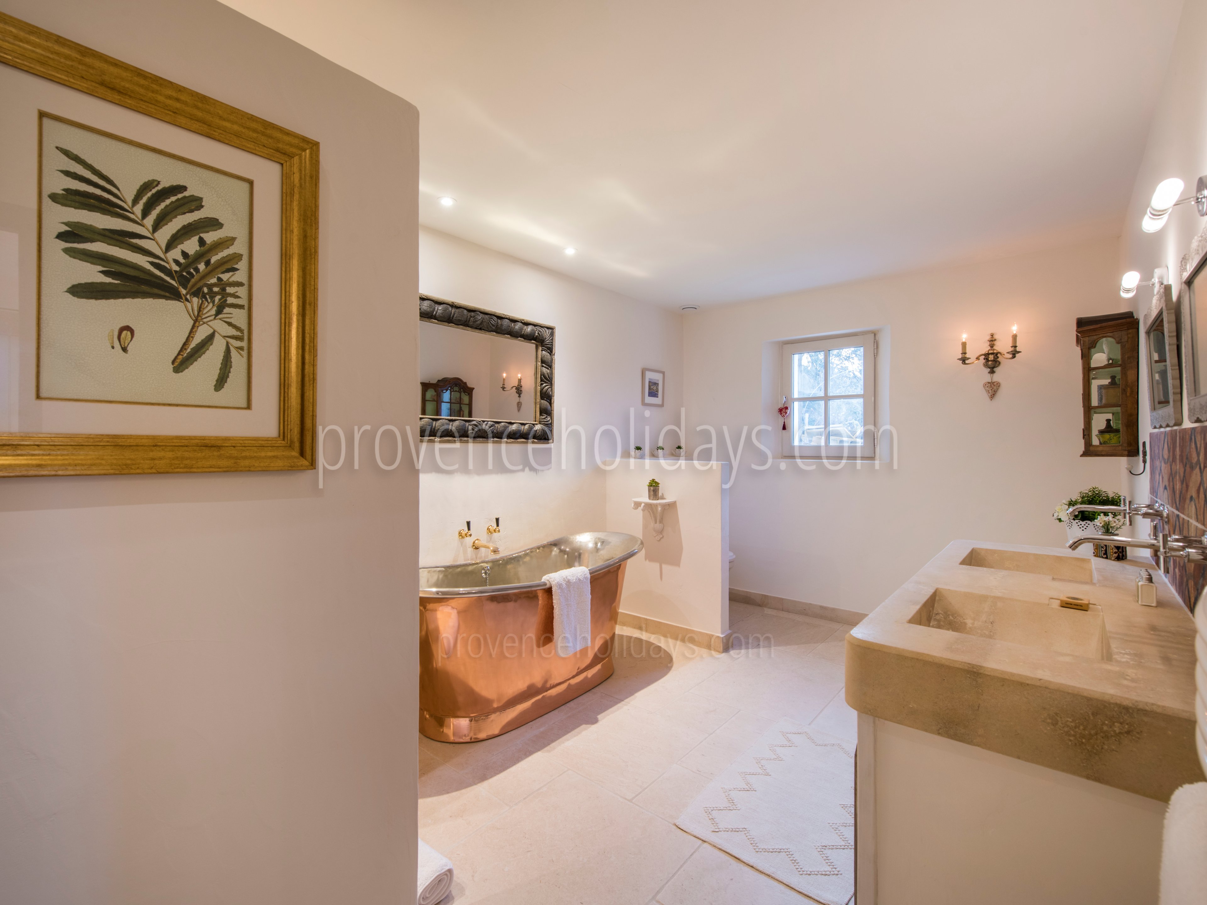 44 - Mas Bonius: Villa: Bathroom