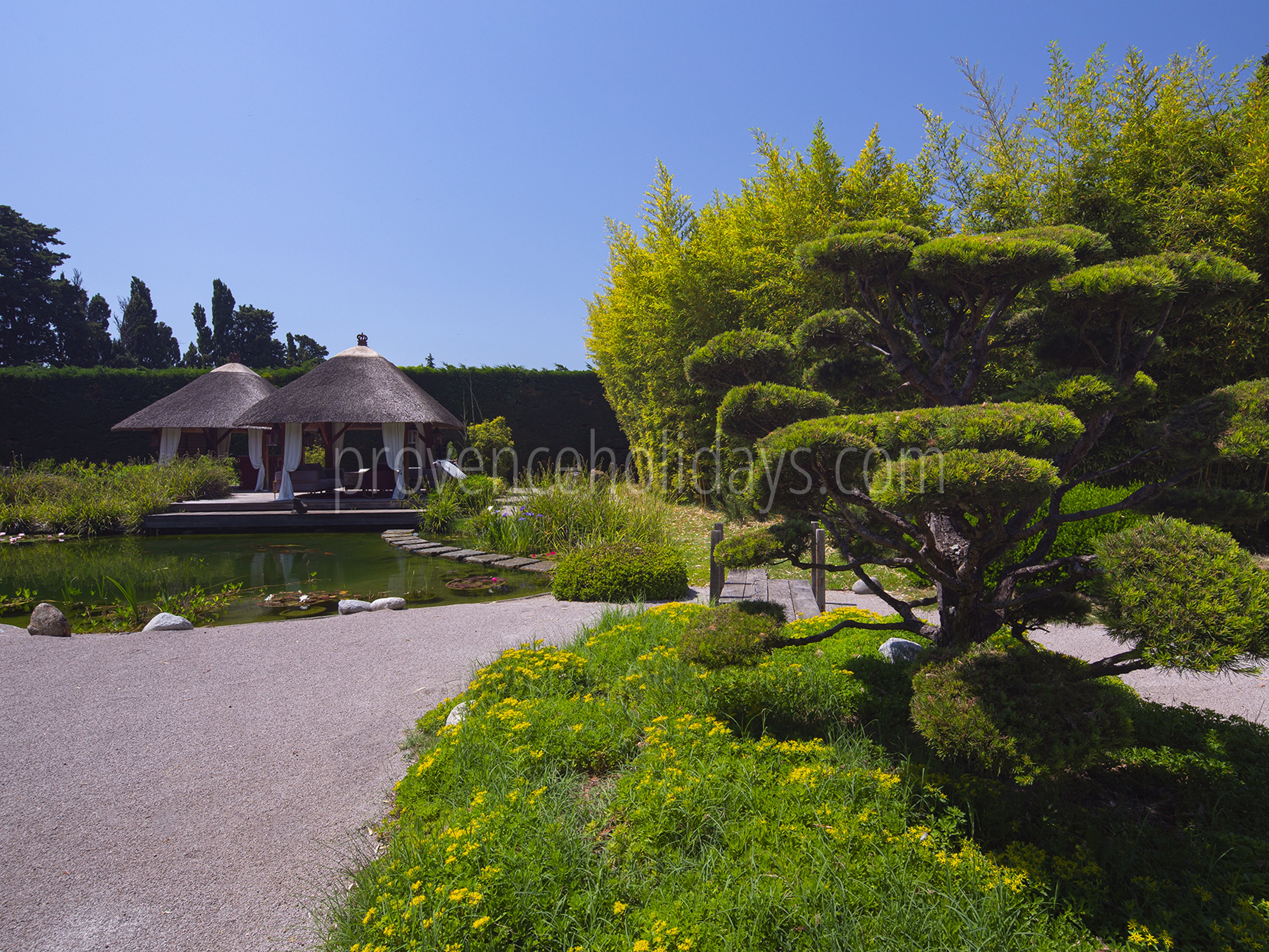 74 - Mas des Étoiles: Villa: Exterior
