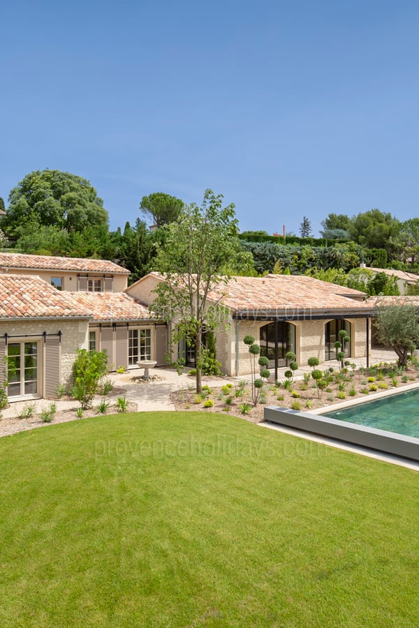 1 - Mas Cérès: Villa: Exterior