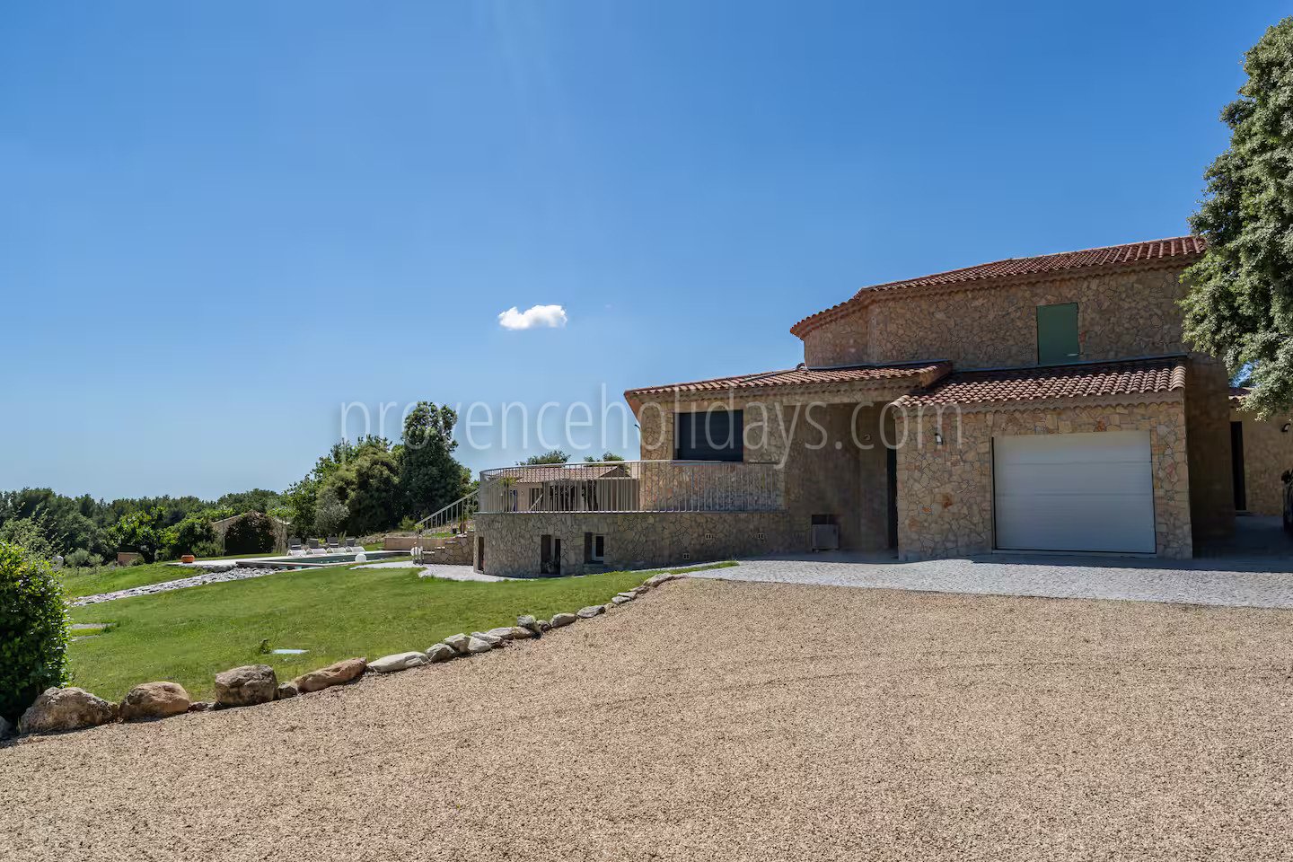 7 - Mas de l\'Eolienne: Villa: Exterior