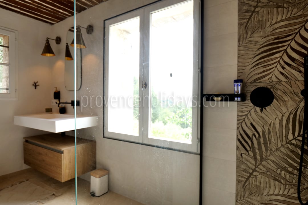 31 - Villa Caleous: Villa: Bathroom