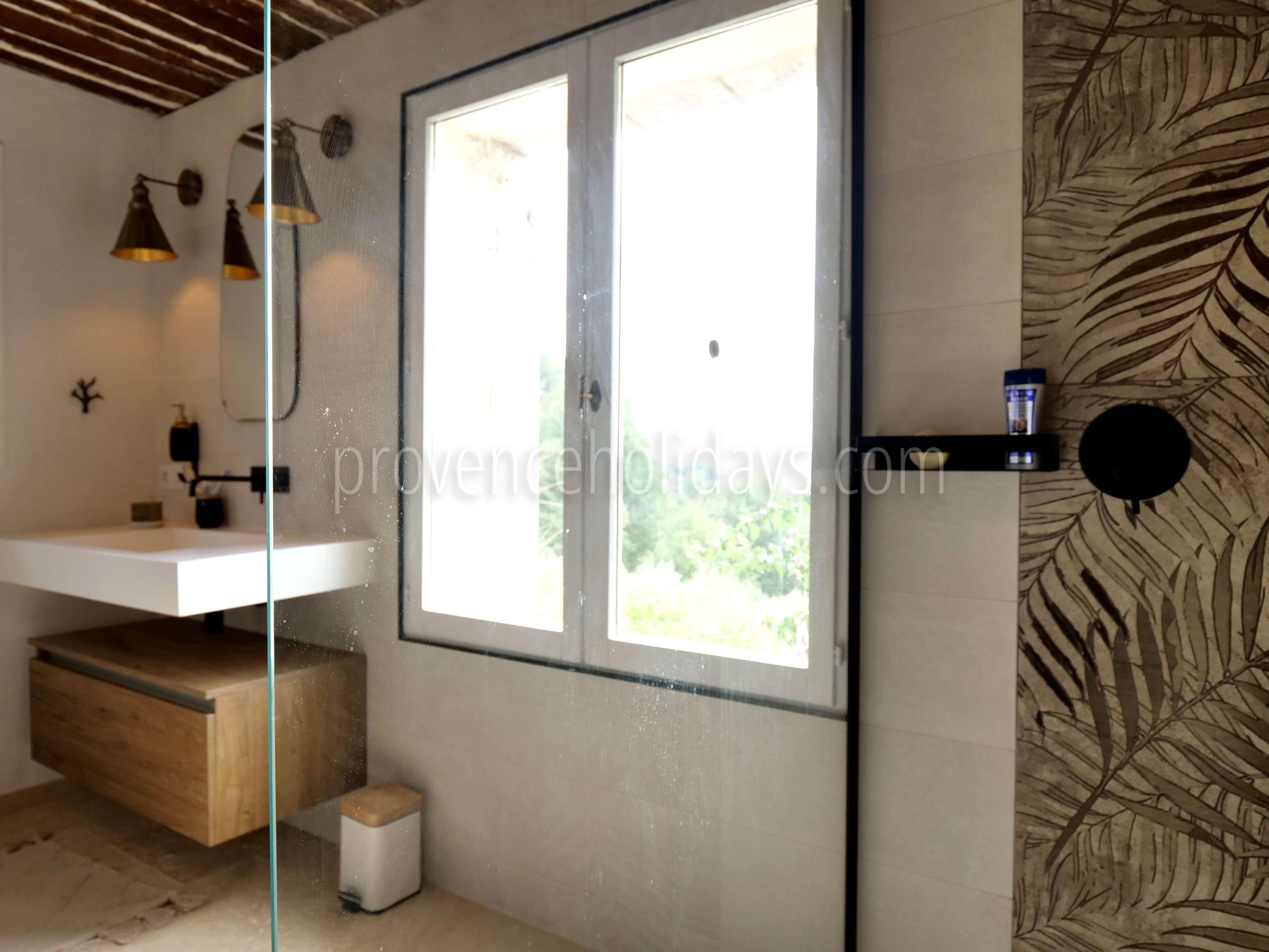 31 - Villa Caleous: Villa: Bathroom