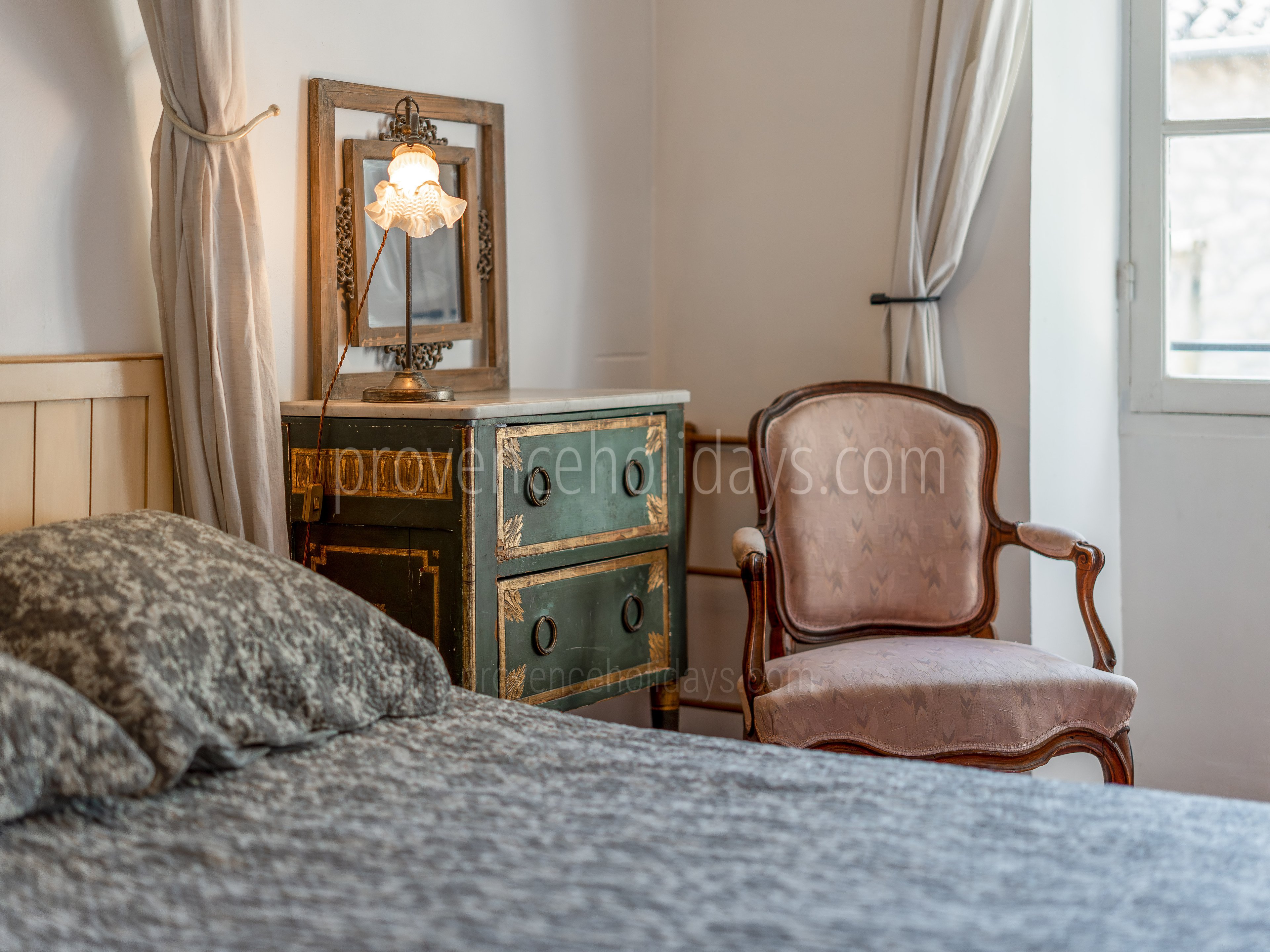 40 - Mas du Cours: Villa: Bedroom