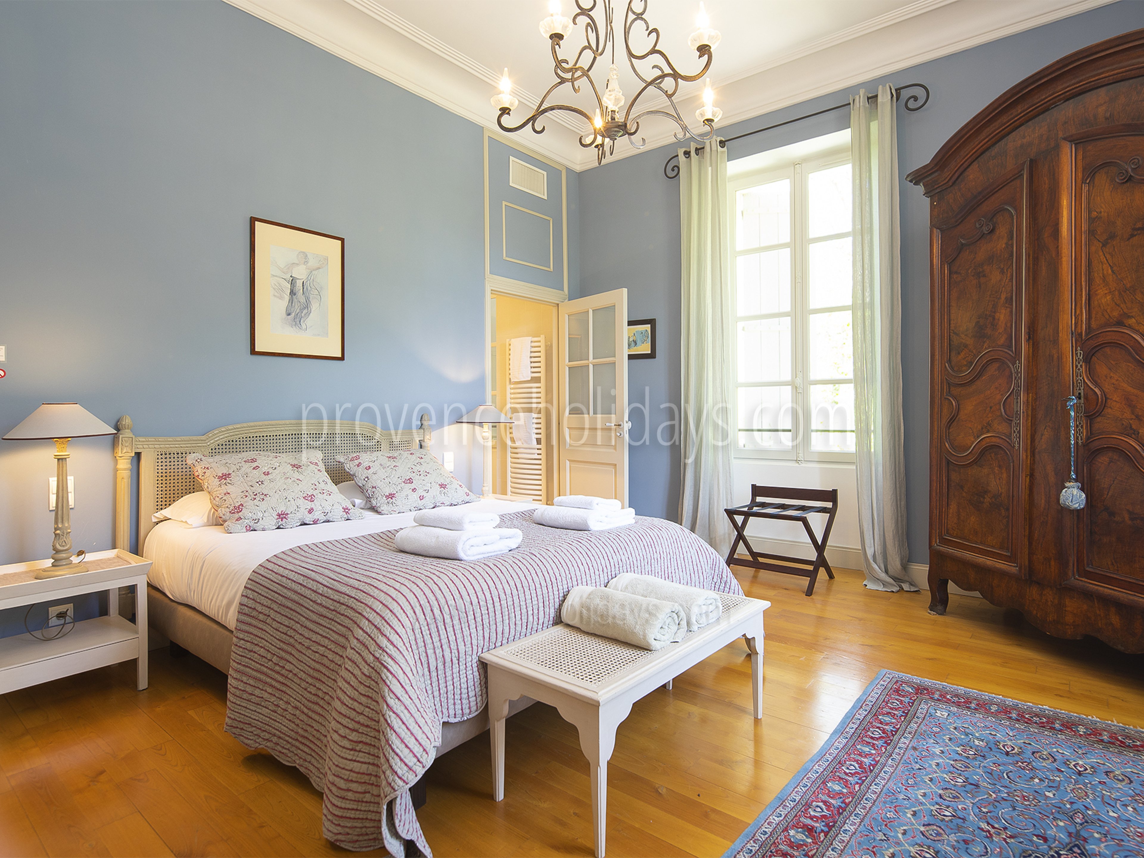 36 - Bastide Lacoste: Villa: Interior