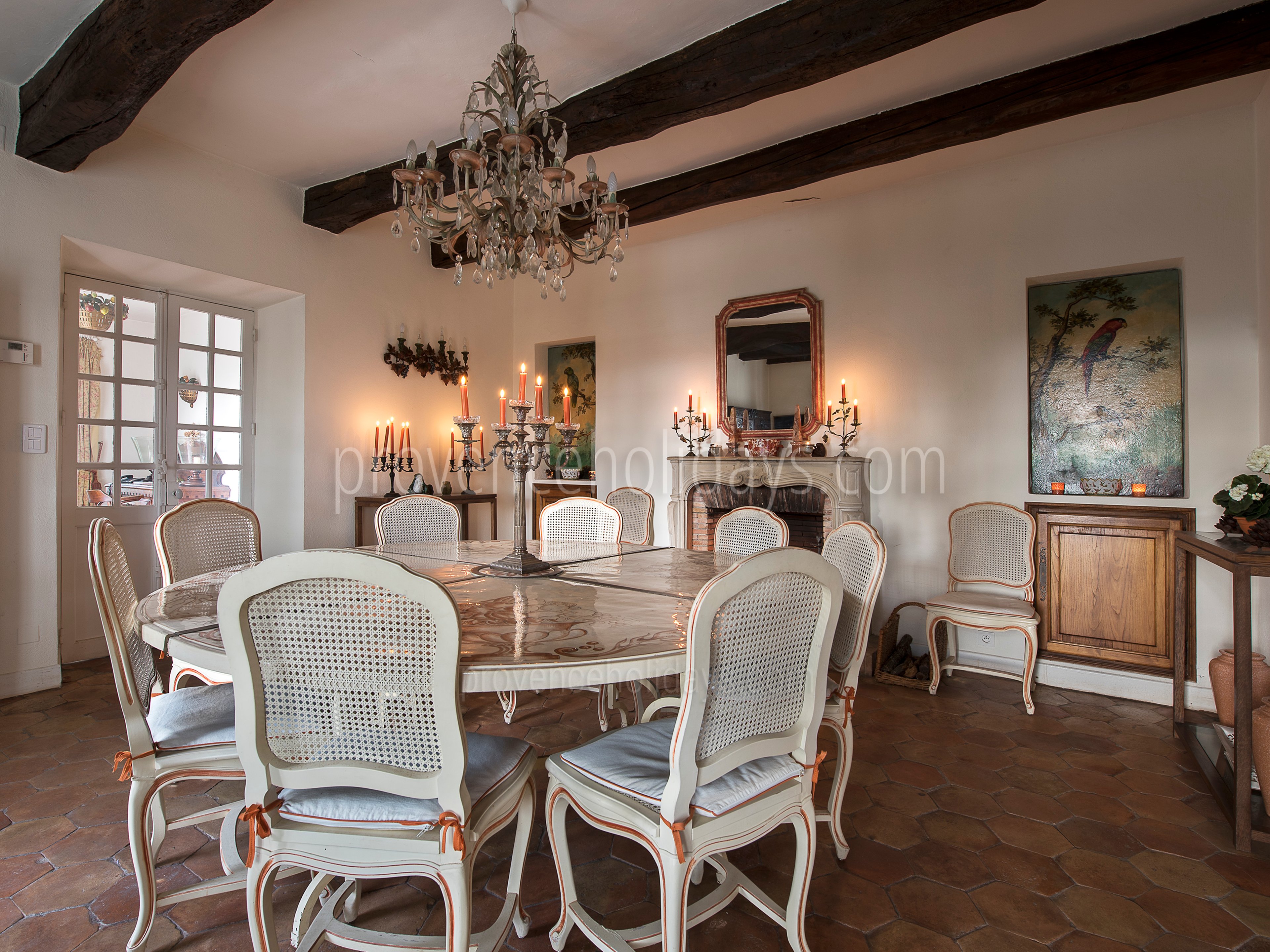 12 - Domaine Alta Vista: Villa: Interior