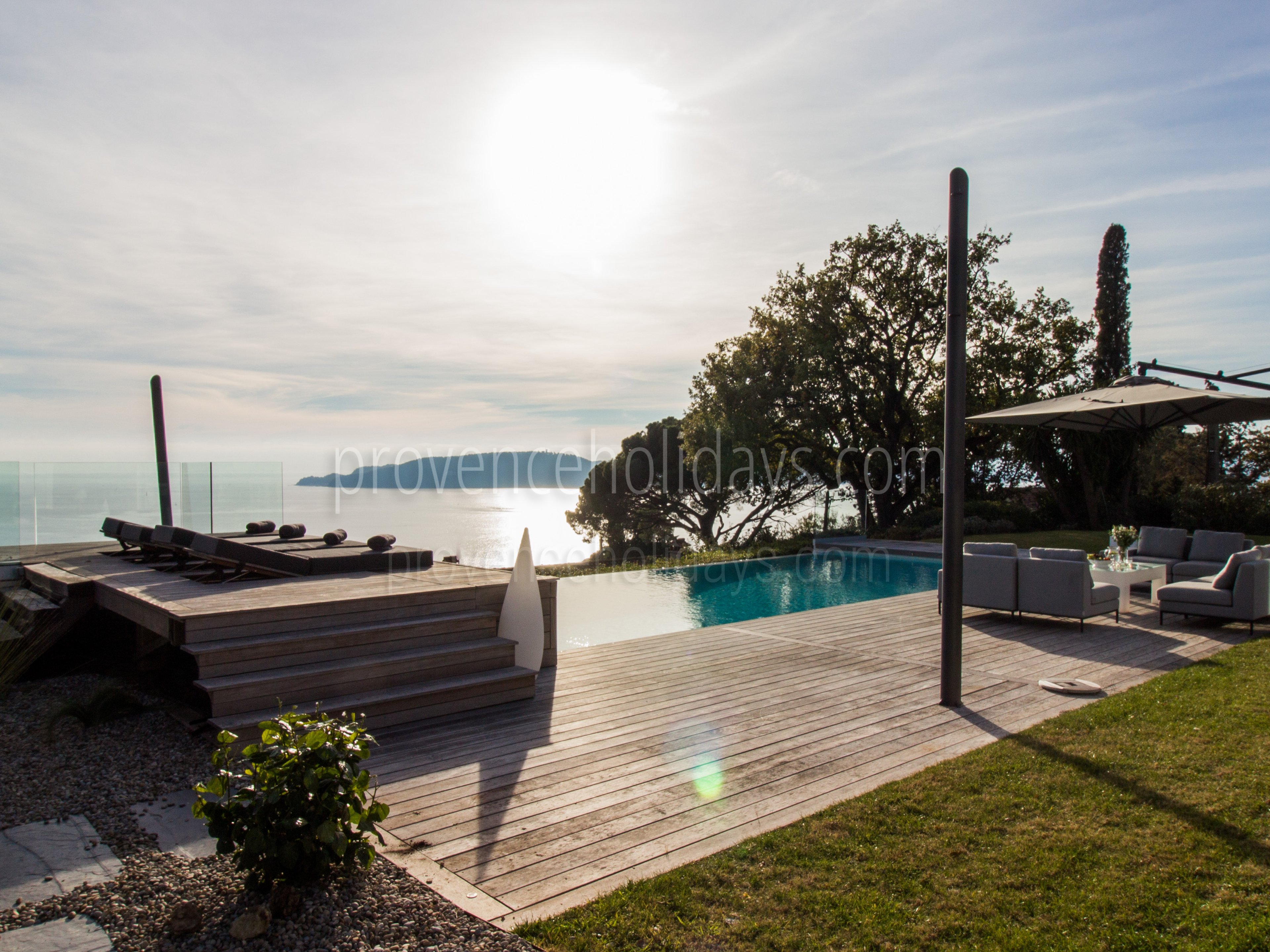 24 - Villa Toulon: Villa: Exterior