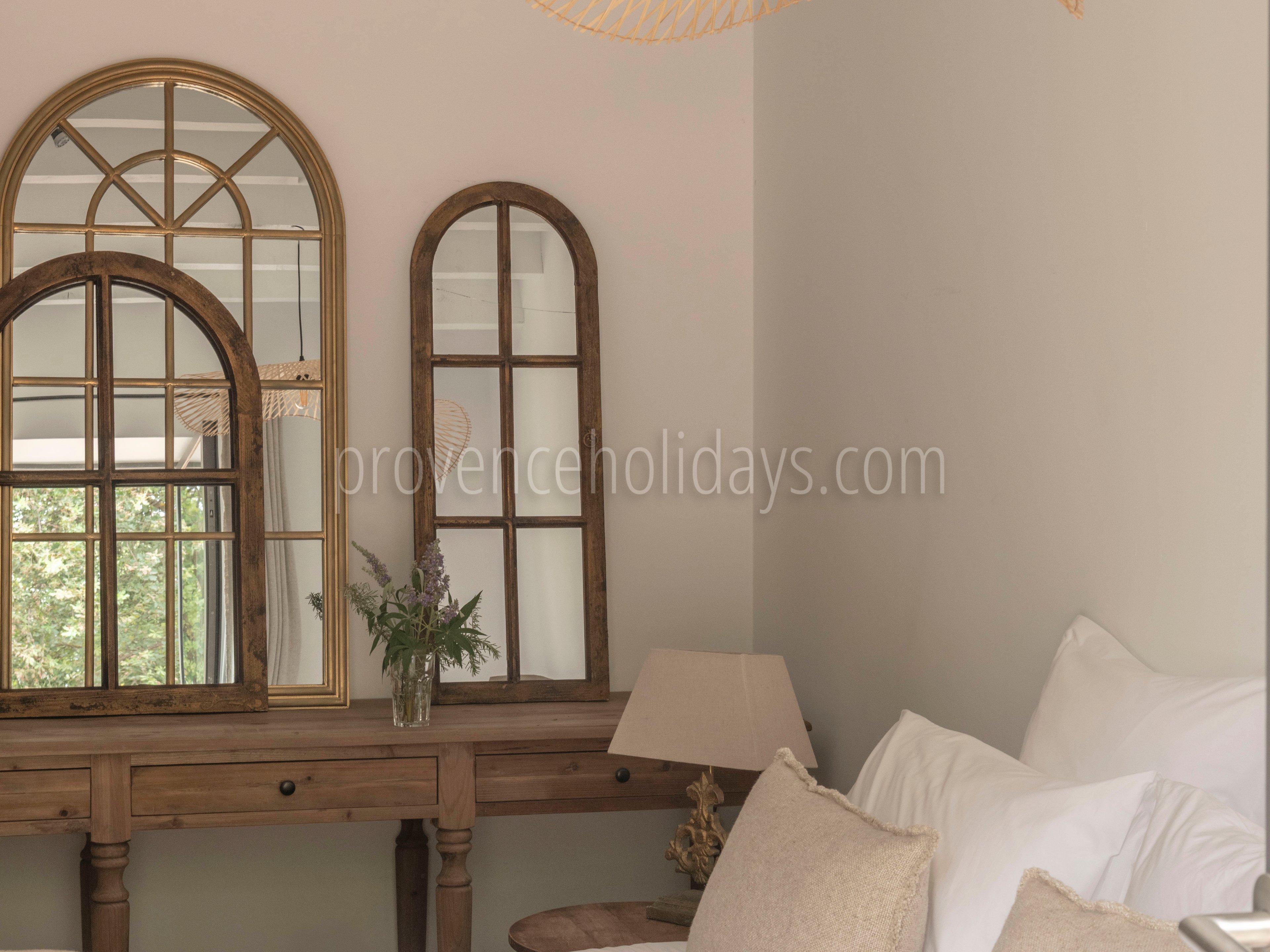 136 - Mas du Carlet: Villa: Bedroom 1