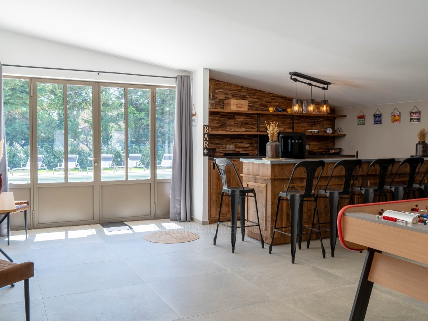 22 - Bastide Leontin: Villa: Interior