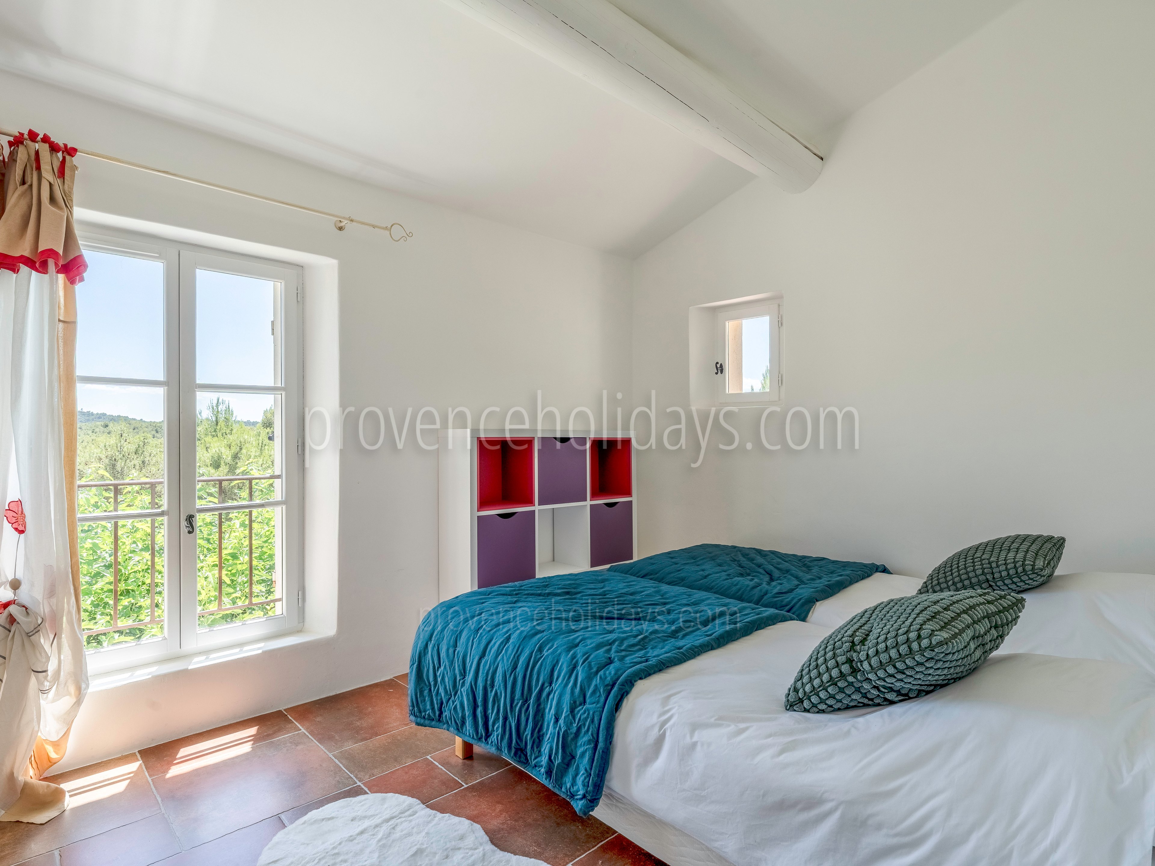 27 - Mas des Songes: Villa: Bedroom