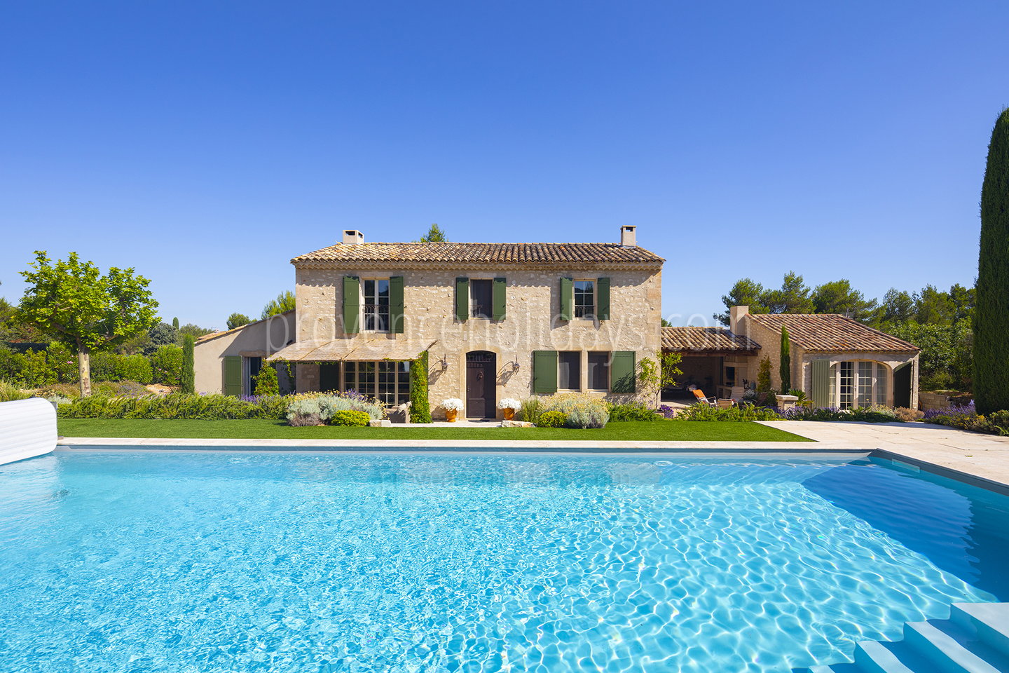 16 - Le Mas de la Cabro: Villa: Pool