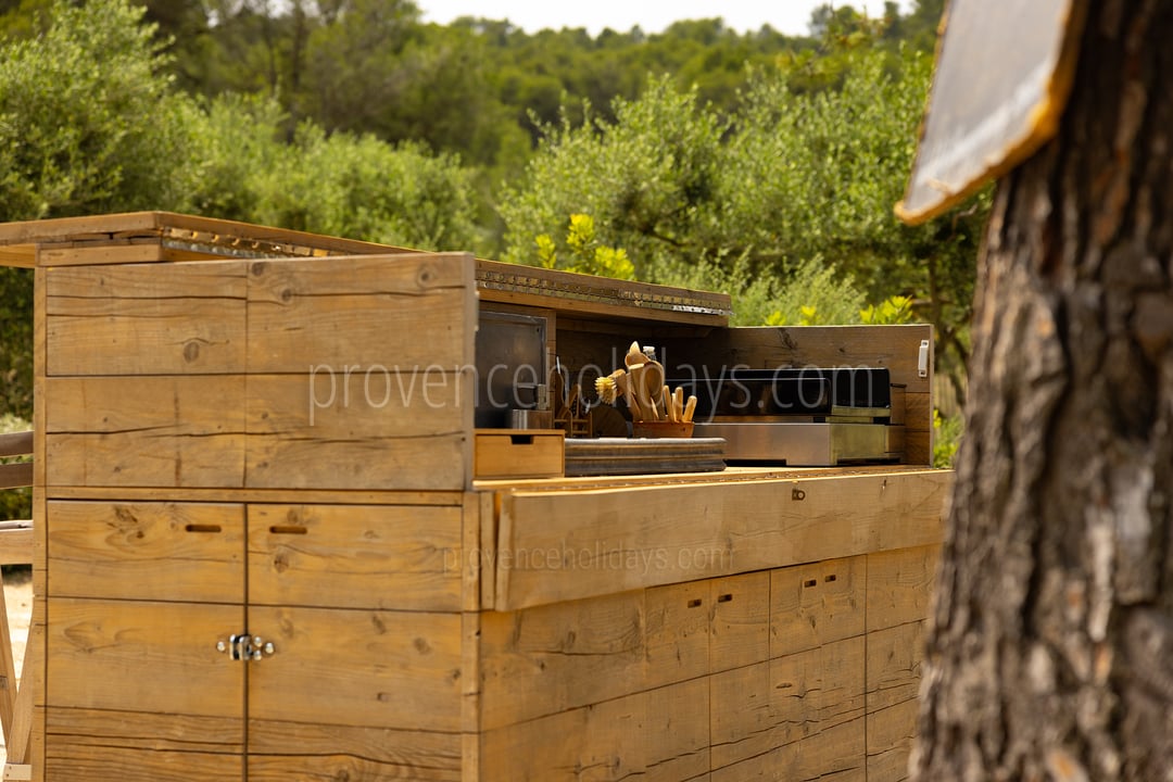 27 - Le Mas Secret: Villa: Exterior