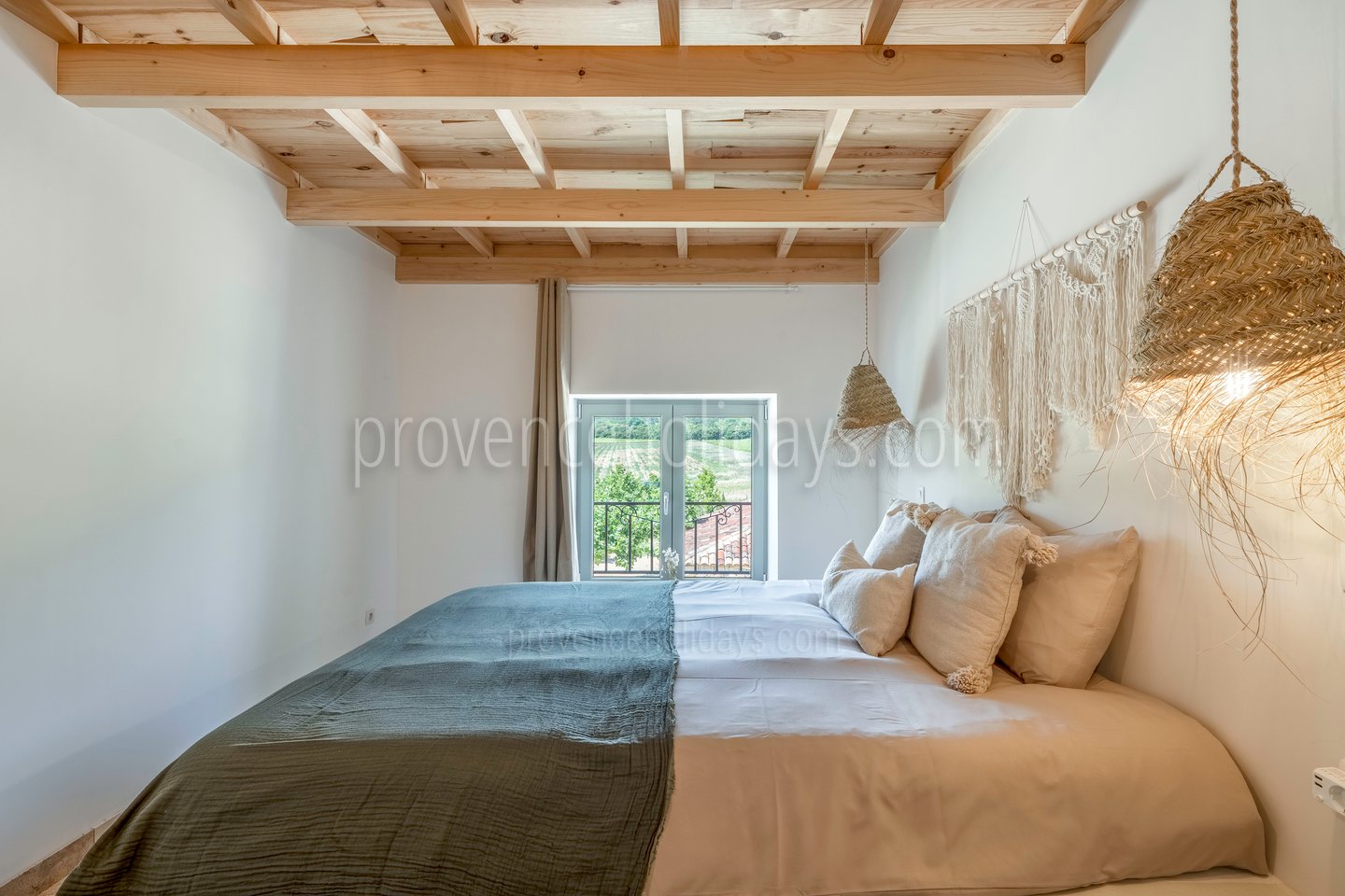 35 - La Bohème: Villa: Bedroom