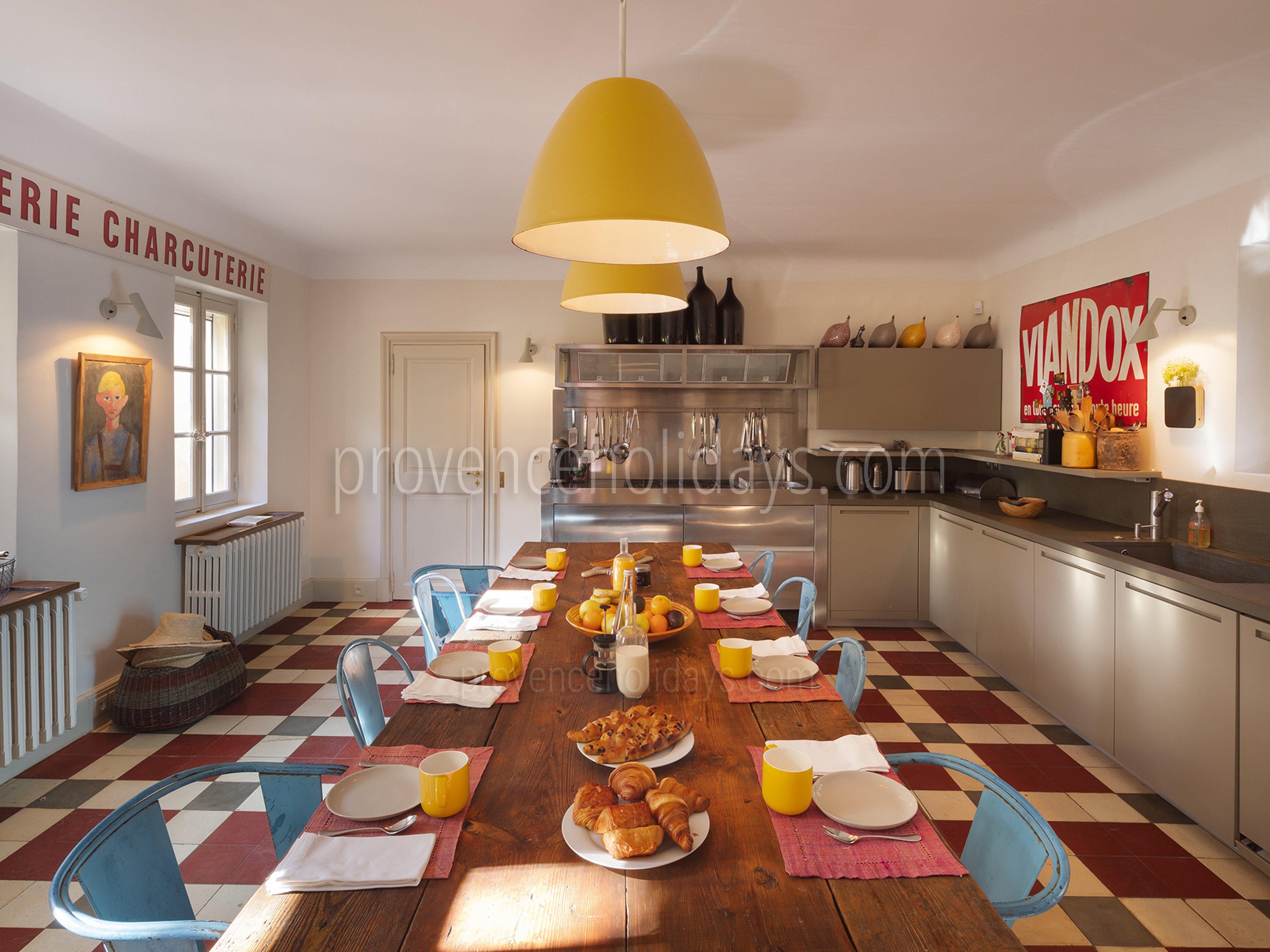 27 - Mas Provence: Villa: Interior