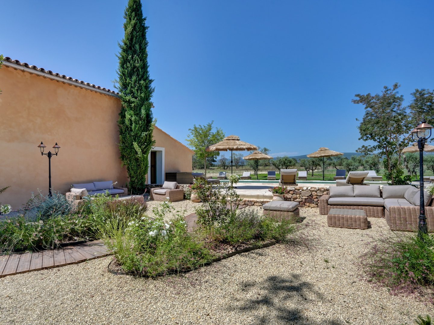 111 - Le Mas de Prestige: Villa: Exterior