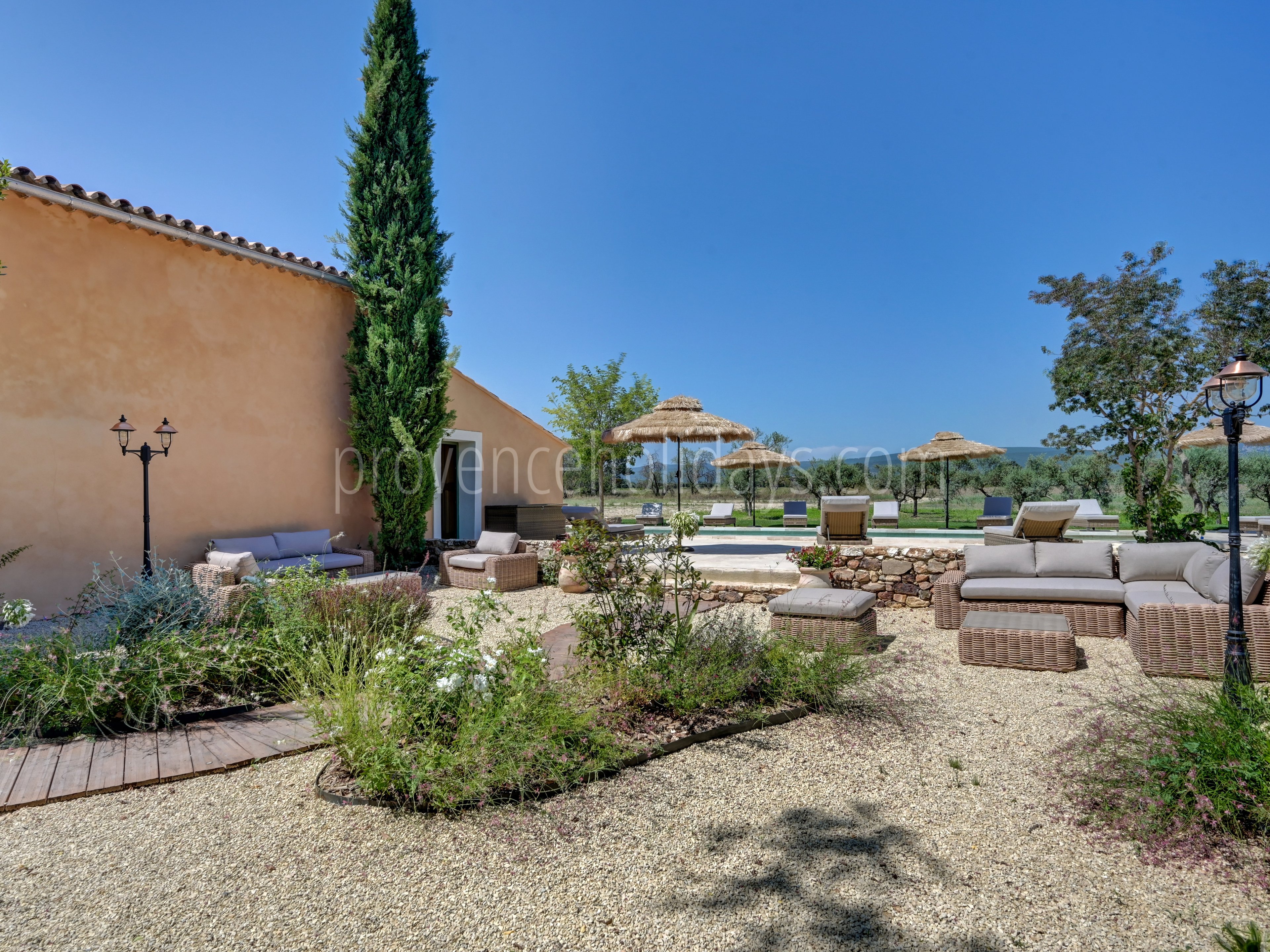 111 - Le Mas de Prestige: Villa: Exterior
