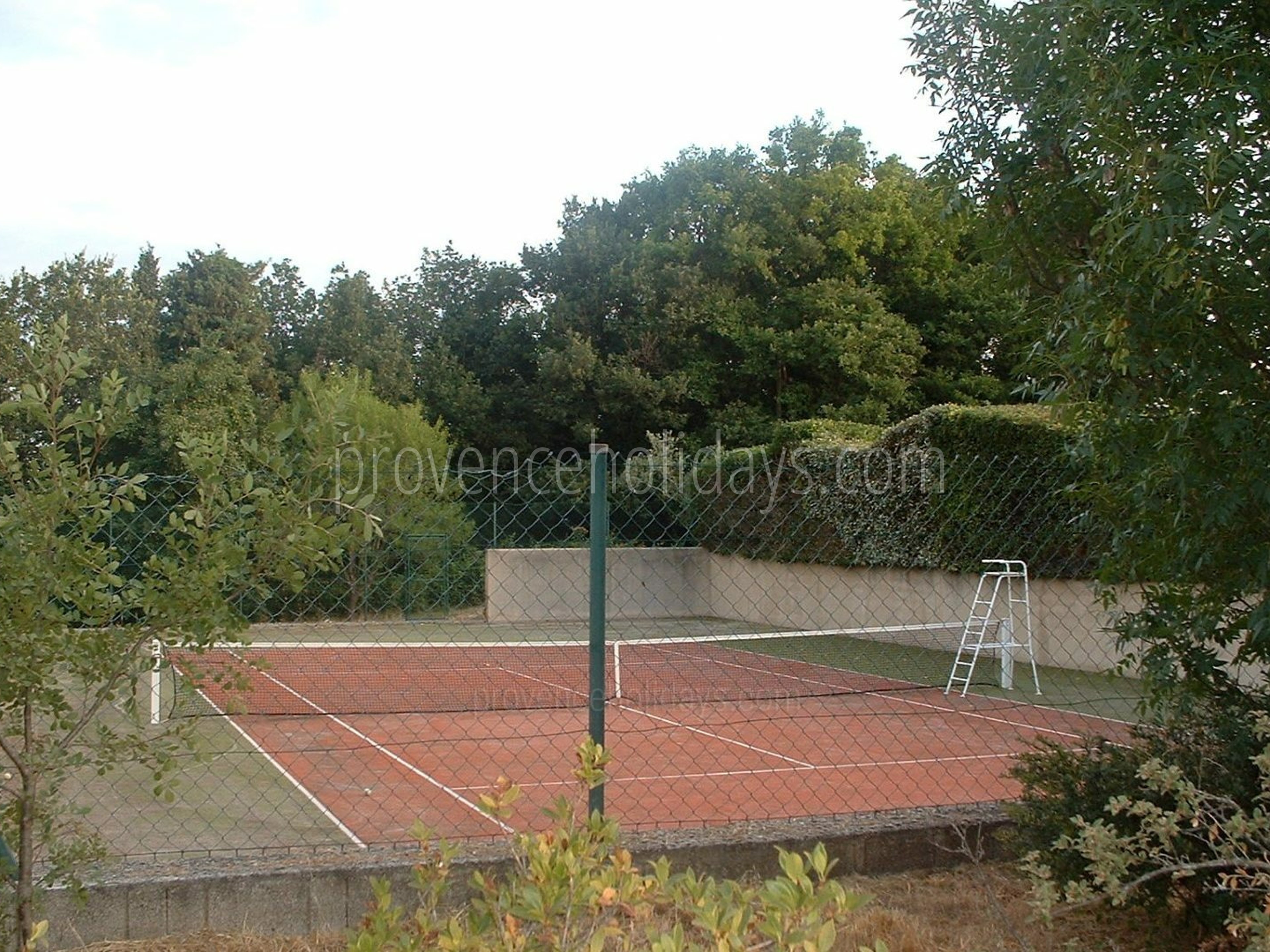 21 - Le Mas des Buis: Villa: Exterior
