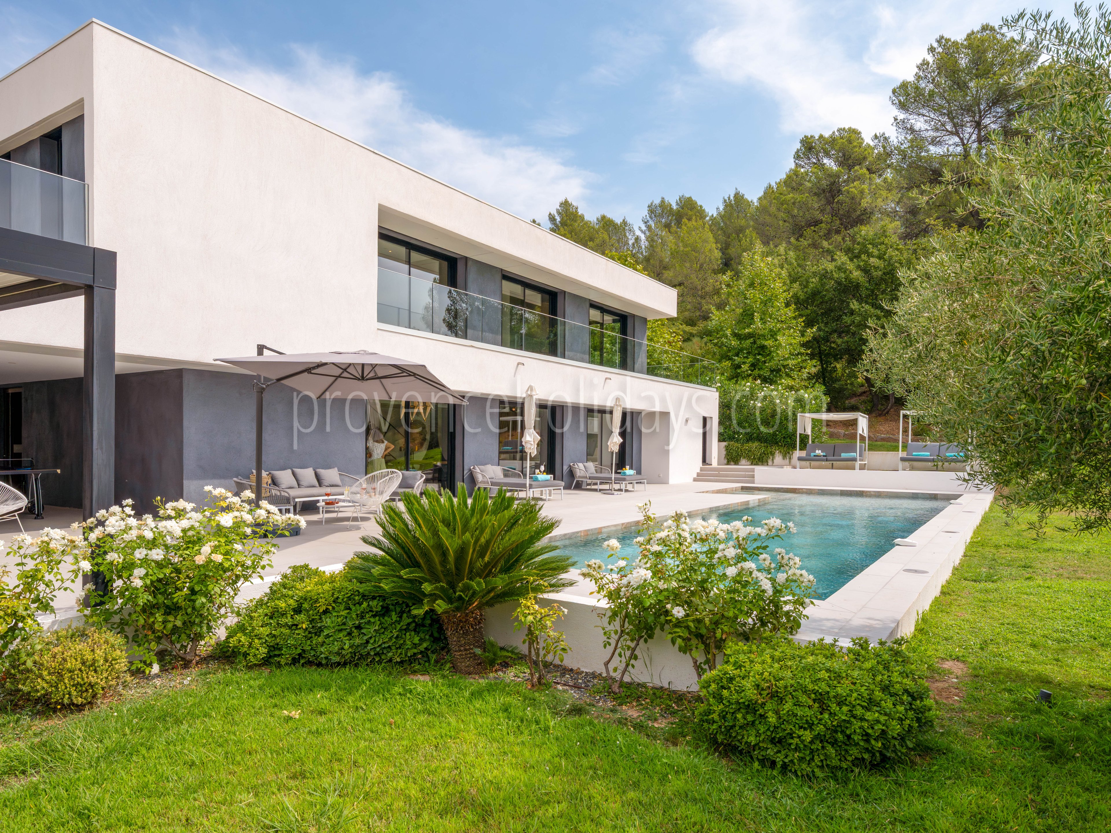 6 - Villa Calishia: Villa: Pool