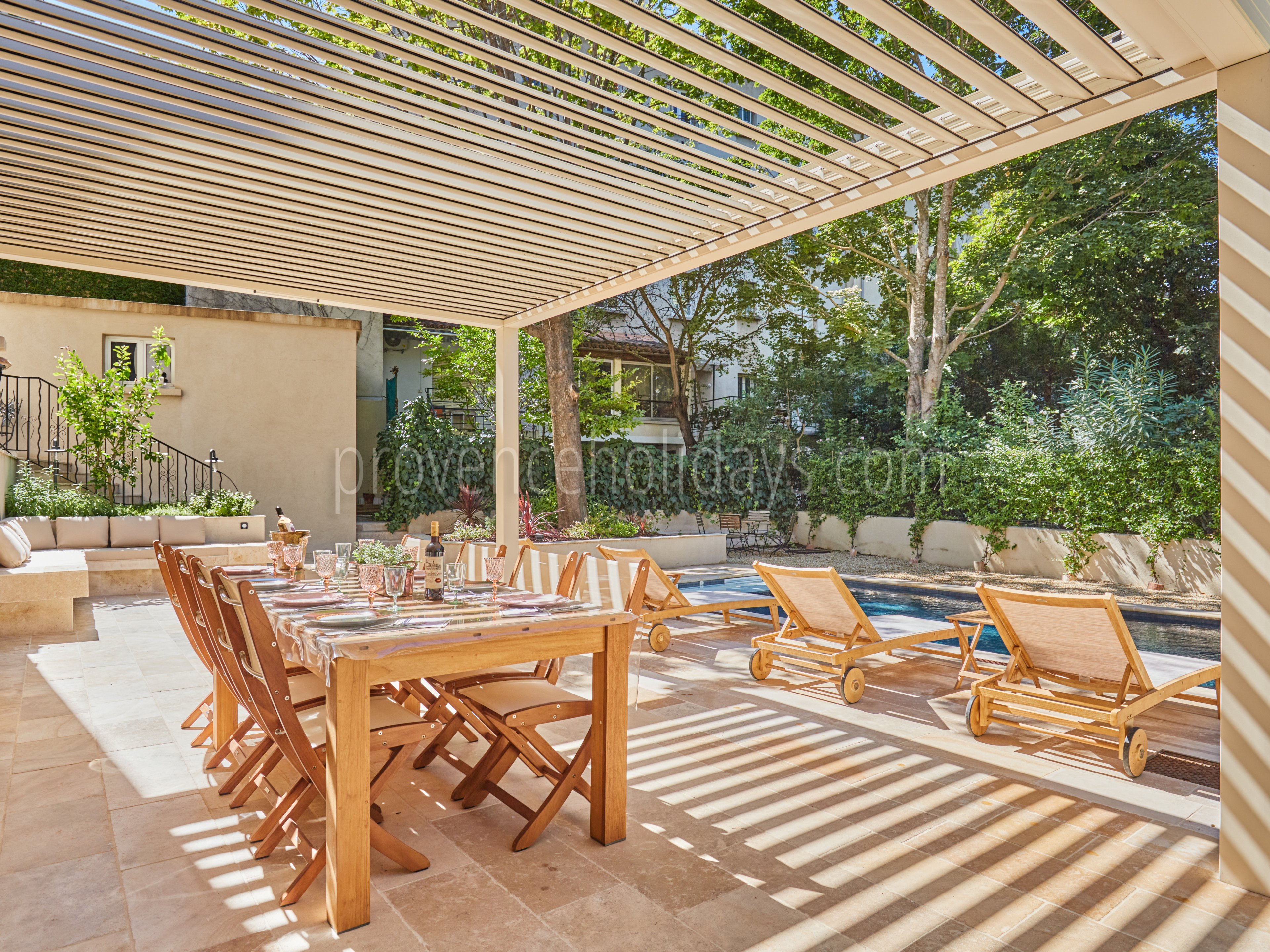 6 - Le Reflet d\'Aix: Villa: Exterior