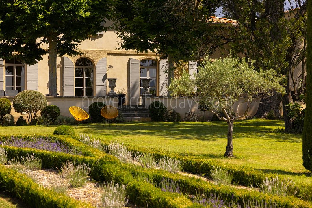 22 - Bastide de la Combe: Villa: Exterior