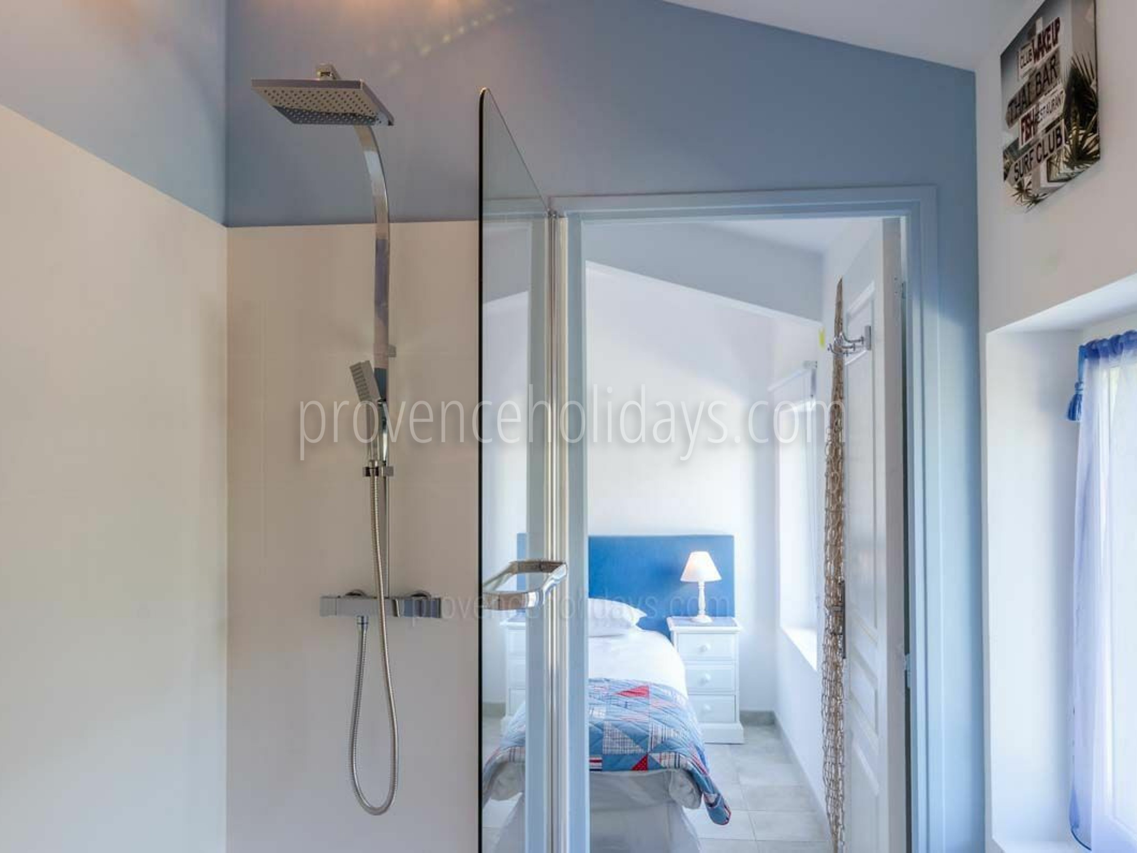 38 - Le Mas de Gordes: Villa: Bathroom