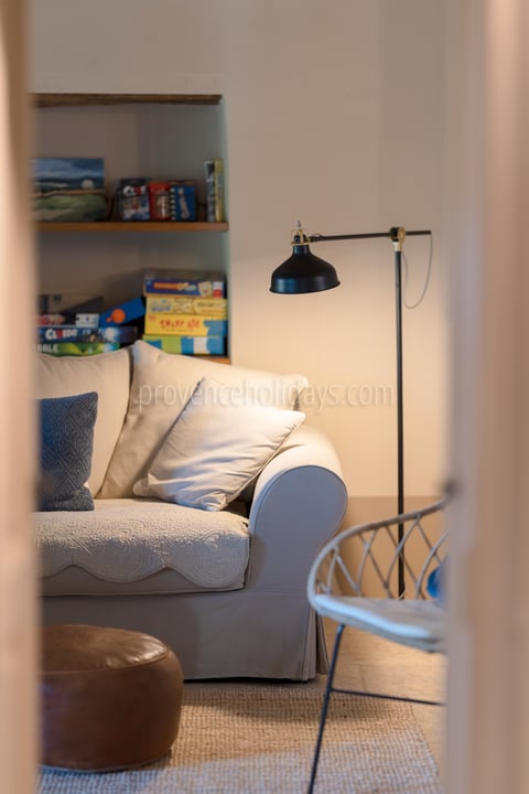 39 - Mas des Barbiers: Villa: Interior