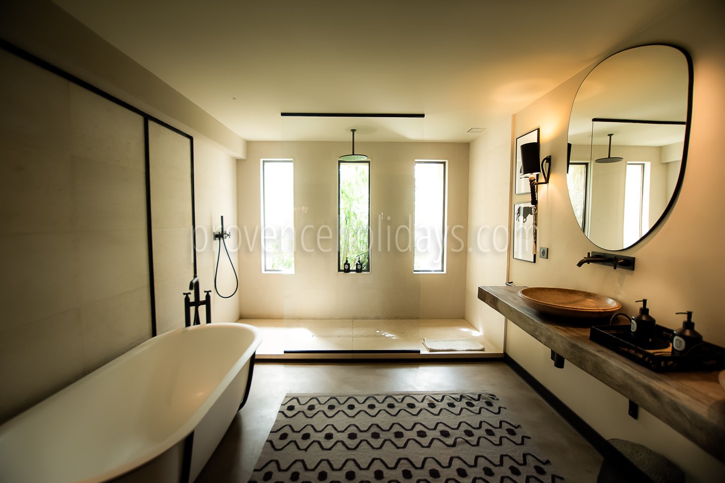 12 - Villa Paradis: Villa: Bathroom