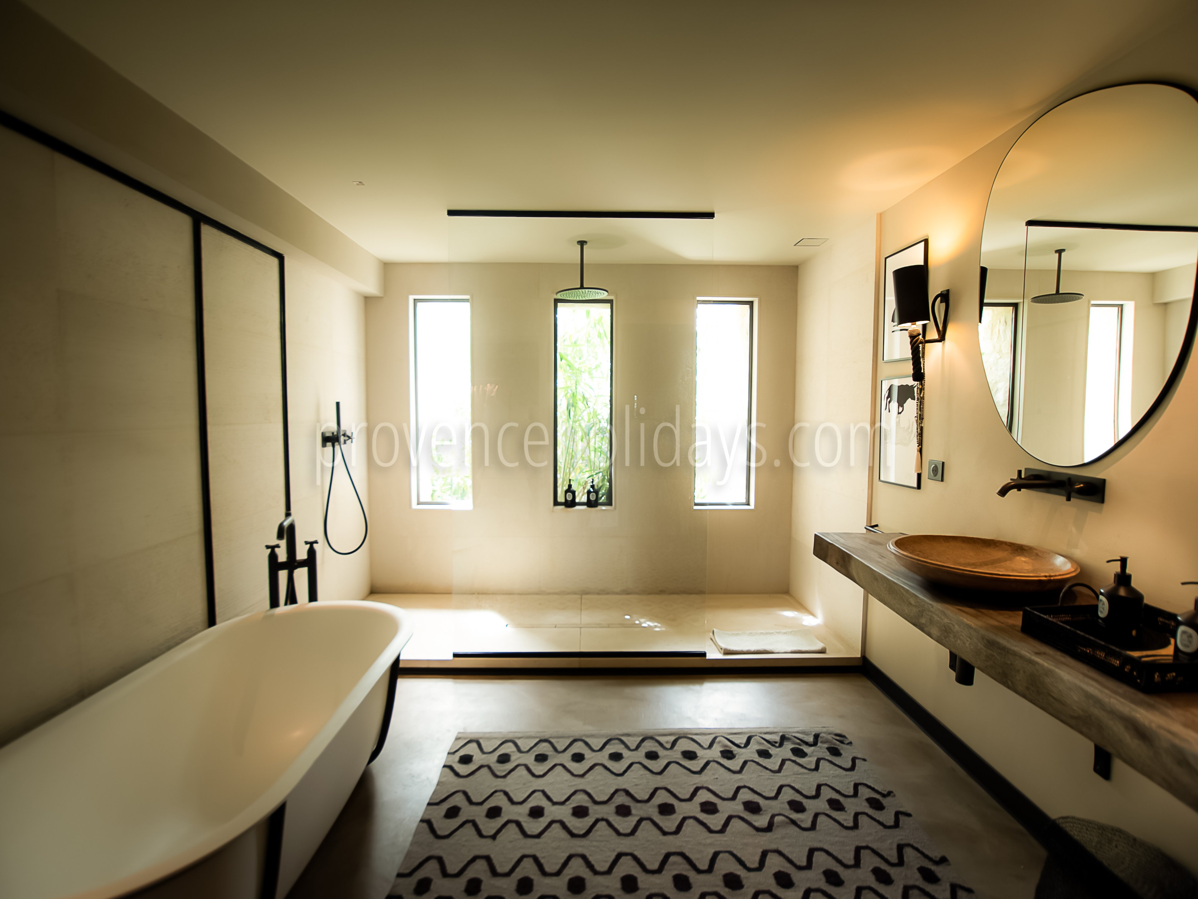 12 - Villa Paradis: Villa: Bathroom