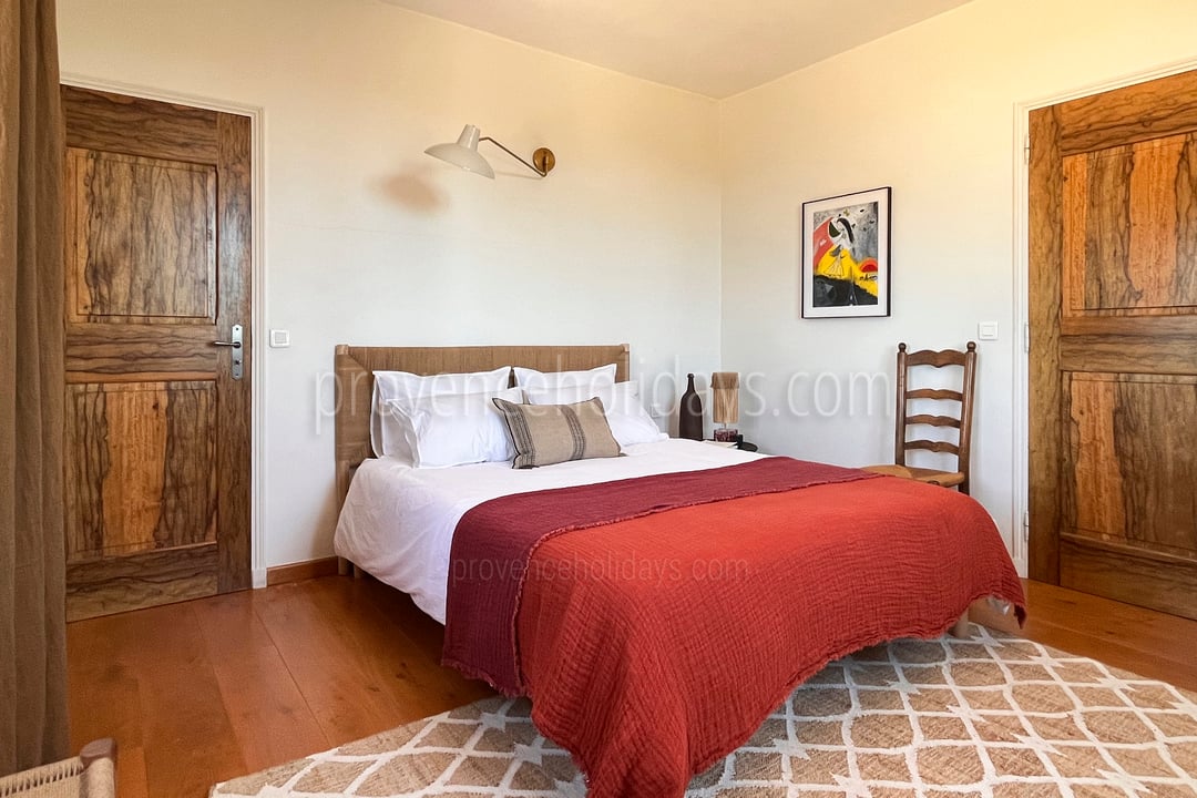 22 - Villa Kermès: Villa: Bedroom