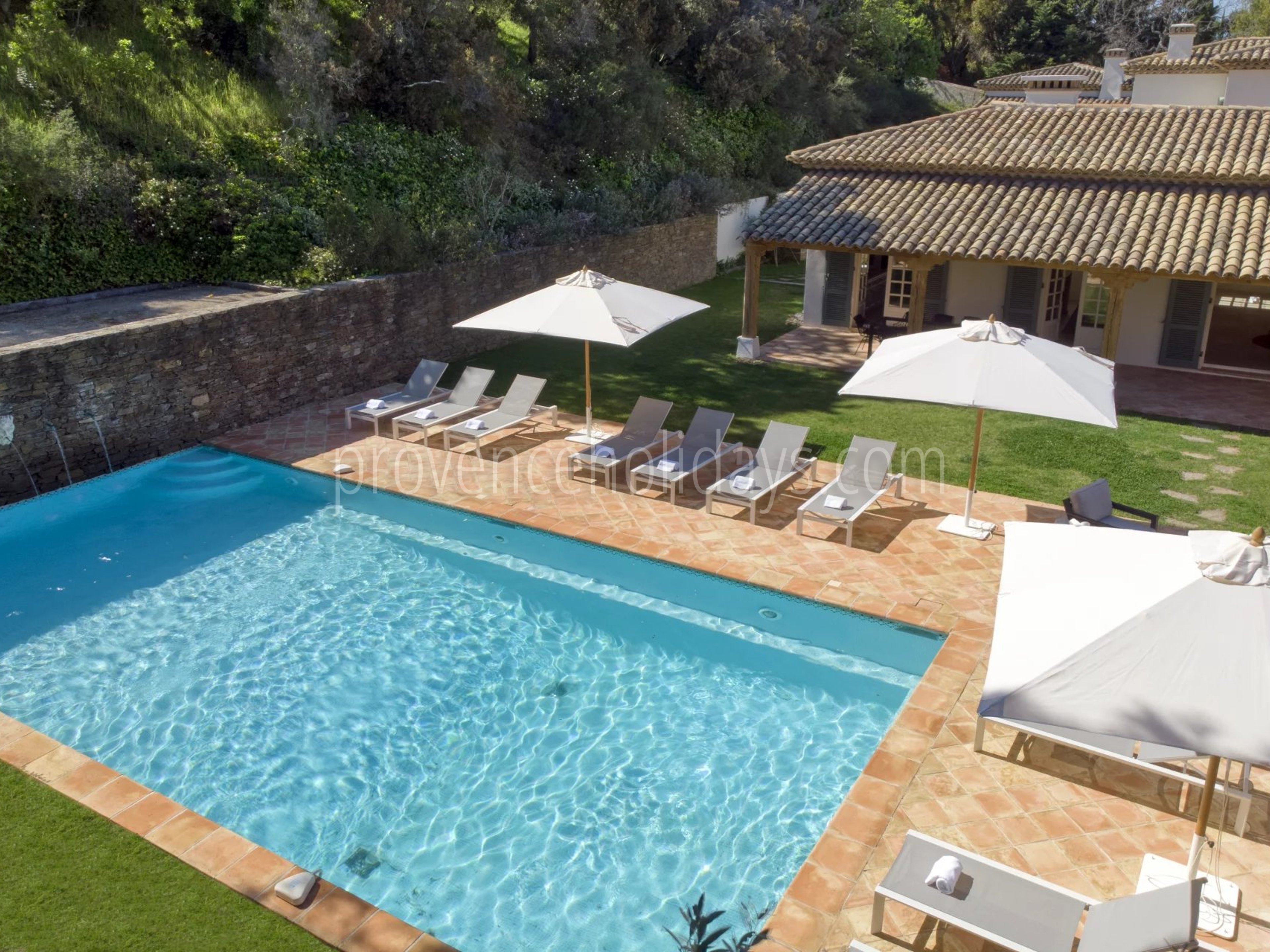 18 - Renovated mas, Ramatuelle: Villa: Pool