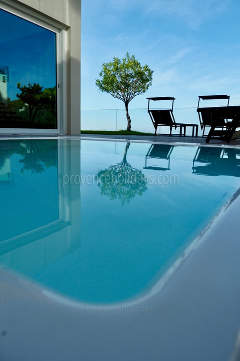 16 - Villa Altamira: Villa: Pool