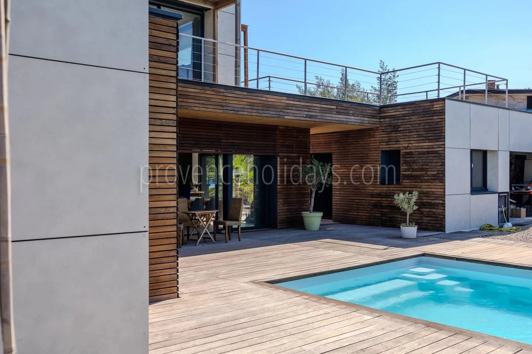 17 - Maison contemporaine à Grimaud: Villa: Exterior