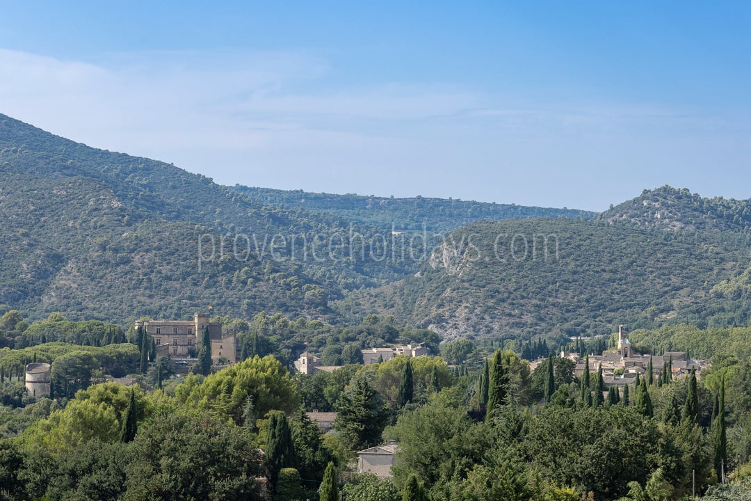 1 - Le Domaine de L\'Or Vert: Villa: Exterior